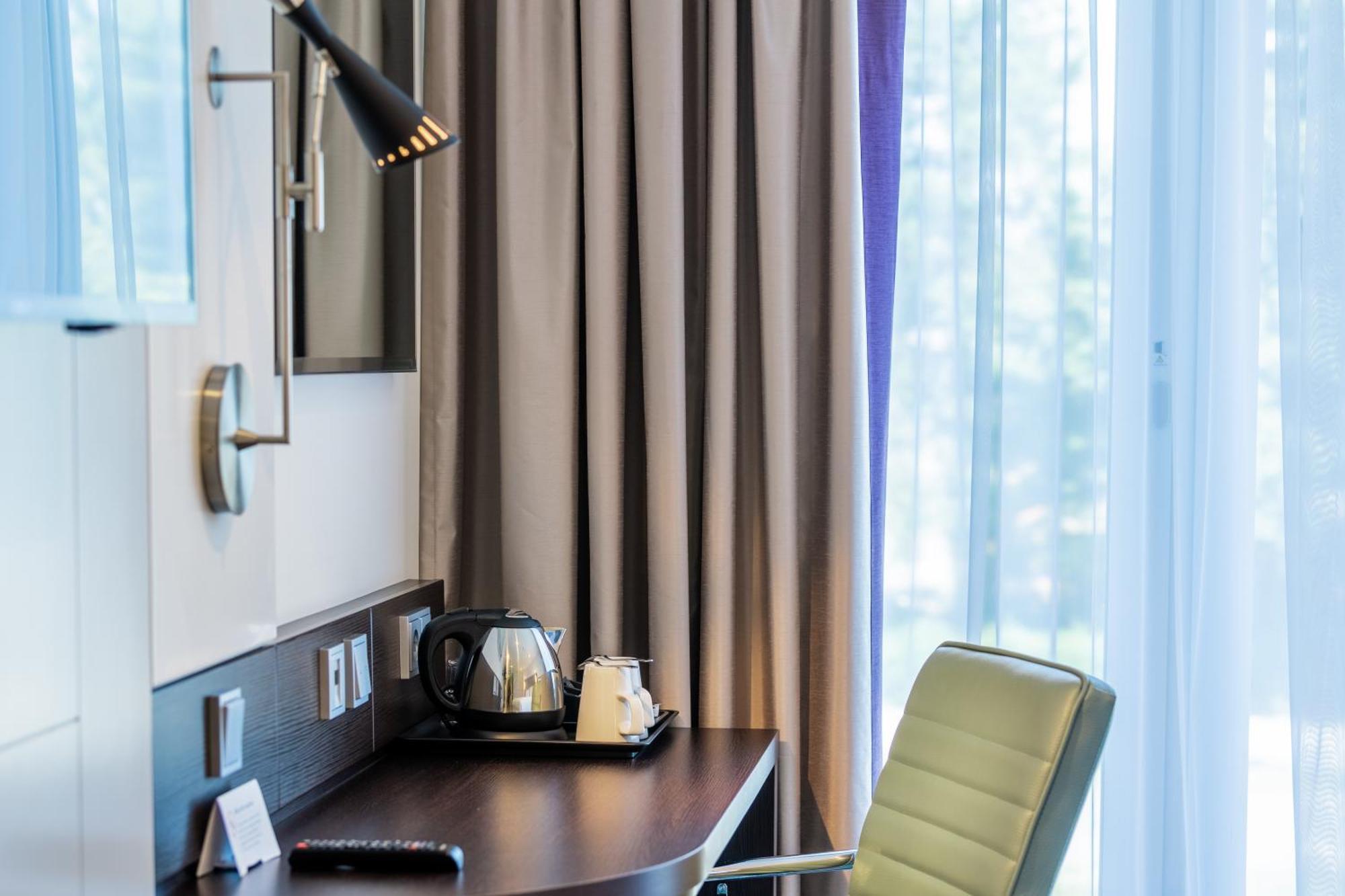 Premier Inn Heidelberg City Centre Экстерьер фото