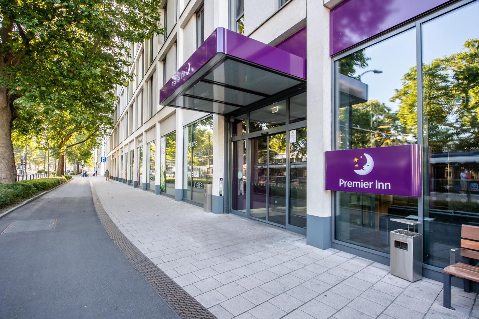 Premier Inn Heidelberg City Centre Экстерьер фото