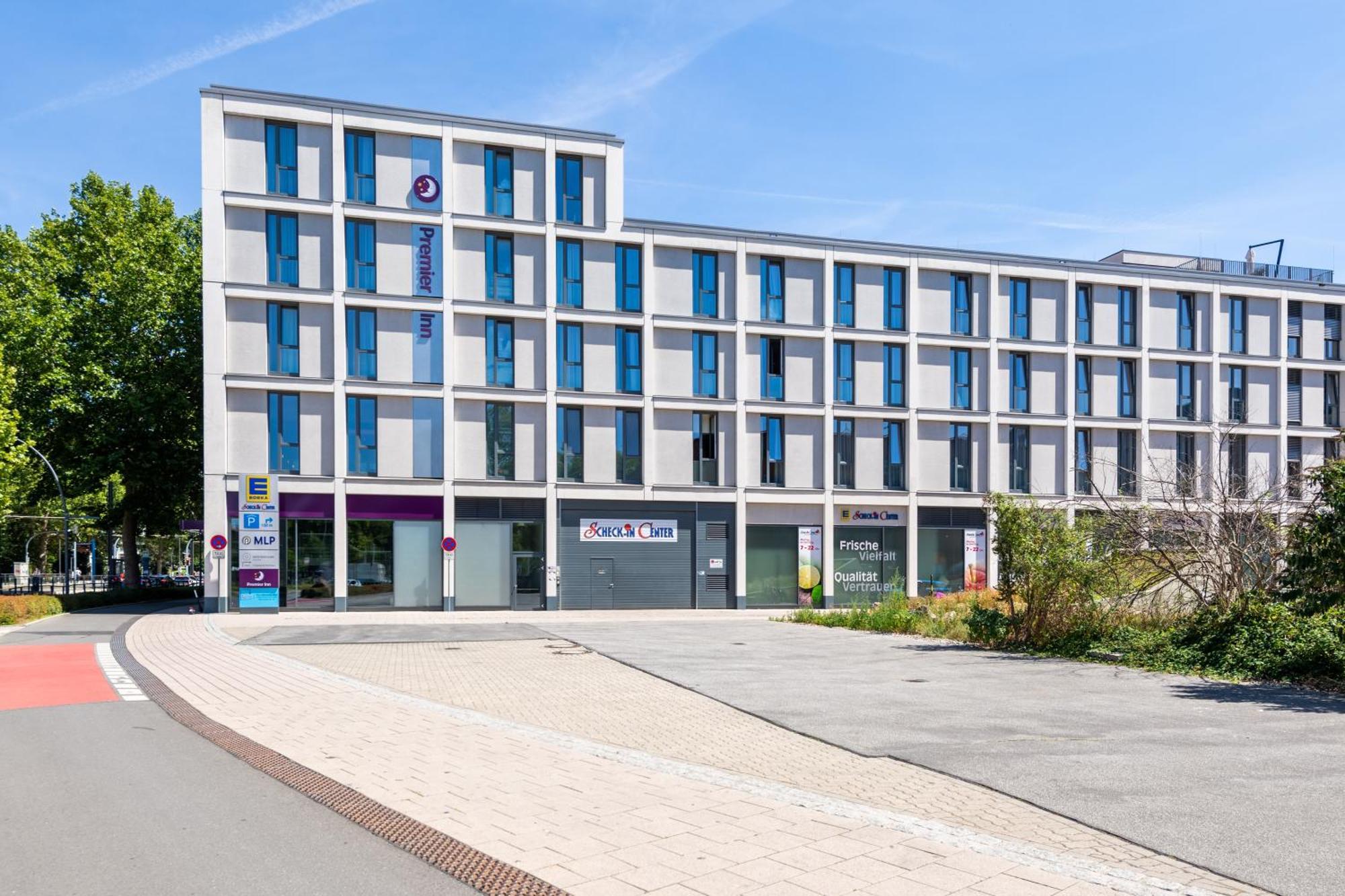 Premier Inn Heidelberg City Centre Экстерьер фото